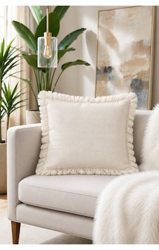Elart Saçaklı Keten Kırlent Kılıfı 43x43 Cm Krem Elart Saçaklı Keten Kırlent Kılıfı 43x43 Cm Krem