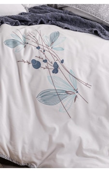 Flosh Linea 7 Parça %100 Pamuk Çift Kişilik Pikeli Nevresim Takımı Çok Renkli Flosh Linea 7 Parça %100 Pamuk Çift Kişilik Pikeli Nevresim Takımı Çok Renkli