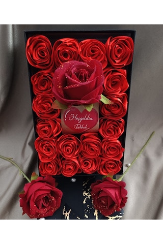 İnci Mode Hoşgeldin Bebek 18+1 Çiçekli Kutu Hediyelik Çiçek Kutusu Siyah Hastaneye Hediye Doğum Hedi