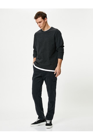 Koton Basic Kazak Kumaş Detaylı Slim Fit Bisiklet Yaka Antrasit 4sam70014mk Antrasit