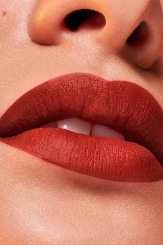 Estee Lauder Likit Mat Ruj - Pure Color Whipped Matte Lip Color, Shock Me 887167548060