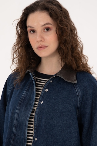 U.s. Polo Assn. Kadın Koyu Mavi Gömlek Jean 50309434-dn0023 Dark Blue