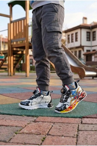 Vojo Kids Ortopedik Taban Kahraman Sneaker Spor Ayakkabı 267800001902 05 Beyaz
