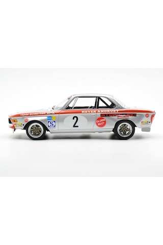 1:18 Ölçek 1972 Bmw 2800 Cs 2 Diecast Metal Minyatür Model Araba 25cm