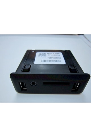 Megan Uyumlue 4 - IV Aksesuar Prizi Usb-Aux-SD 280233557R - 280236599R Megan Uyumlue 4 - IV Aksesuar Prizi Usb-Aux-SD 280233557R - 280236599R