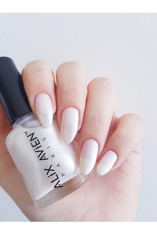 Alix Avien Sedefli Beyaz Oje 28 Yüksek Pigmentli Uzun Süreli Kalıcılık Hızlı Kuruma Nail Lacquer 28