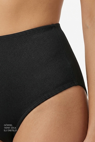 Penti Siyah High Bikini Altı