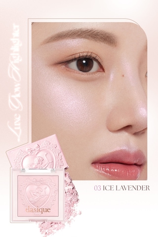 Dasique İnci Taneleriyle Yoğun Işıltı Sunan Özel Tasarımlı Aydınlatıcı Luxe Glow Highlighter 03 Ice Lavender