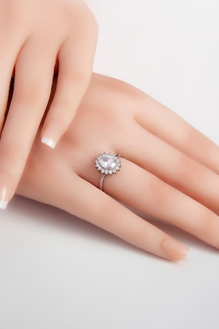 Oval Zirkon Taşlı Rodyumlu 925 Ayar Gümüş Bayan Yüzük -7968