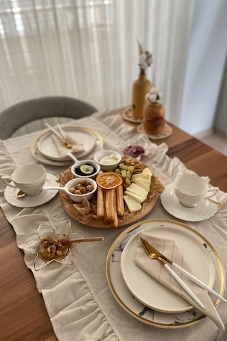 Vintage Naturel Fırfırlı Keten Runner Ekru - Bej