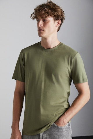 Grimelange Solo Erkek %100 Organik Pamuklu Kalın Dokulu Comfort Fit Bisiklet Yakalı Haki T-shirt