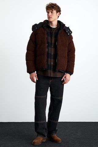 Vancuover Erkek Peluş Kumaşlı Çok Kalın Şişme Dış Giyim Casual Kahverengi Mont