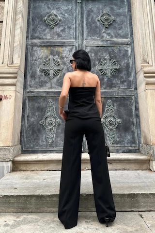 Dogutrend Siyah Straplez Düğmeli Crop Ve Pantolon Takım