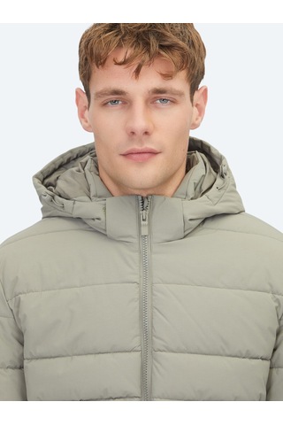 Kip Haki Regular Fit Kapüşonlu Casual Dokuma Mont Haki -