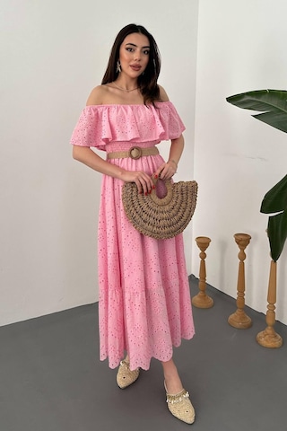 Duygudan Pembe Madonna Yaka Fisto Elbise - Pembe Çok Renkli