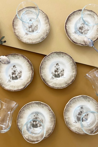 Porser Porselen Ella Çay Bardak Ve Tabak Takımı 6 Kişilik 12 Parça Çok Renkli