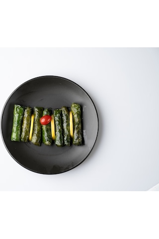 Ordinary-Us Kara Lahana Sarması 1 Porsiyon 150 G