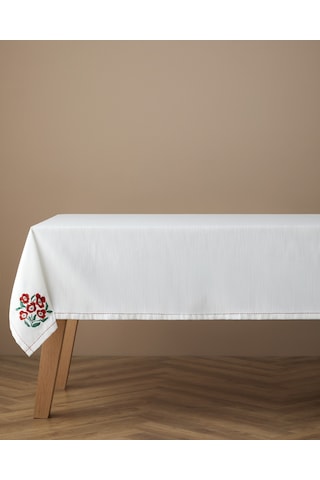 English Home Bright Parade Polyester Masa Örtüsü 150x200 Cm Beyaz - Kırmızı Beyaz - Kırmızı