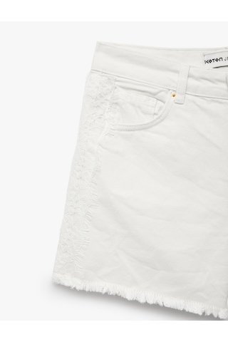 Koton Dantel Detaylı Pamuklu Cepli Düğmeli Mini Denim Şort Kırık Beyaz 6sal40167mw Ekru