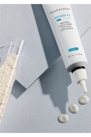 İnce Çizgilerin Ve Kırışıklıkların Giderici Ve Retinol 0.3 Gece Bakım Kremi 30 Ml