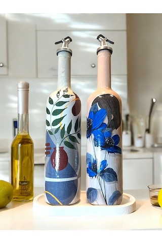 El Yapımı Mavi Çiçekli Kız Desenli Sunum Stantlı 75 Ml Zeytinyağı Sıvıyağ Şişesi Yağdanlık 2 Li Set Mavi