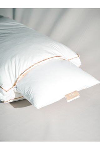 %100 Kaz Tüyü Dolgulu, %90 Gıdık Kanguru Uyku Yastığı