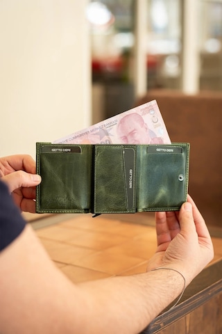 Getto Deri Prag Kişiye Özel İsim Baskılı Mekanizmalı Hakiki Deri Cüzdan Yeşil