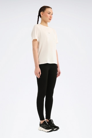 Reebok New Id Class Reg Tee Ekru Kadın Kısa Kol T-shirt 000000000102204053 Bej