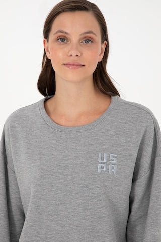 U.S. Polo Assn. Kadın Gri Melanj Basic Bisiklet Yaka Sweatshirt 50296919-VR086