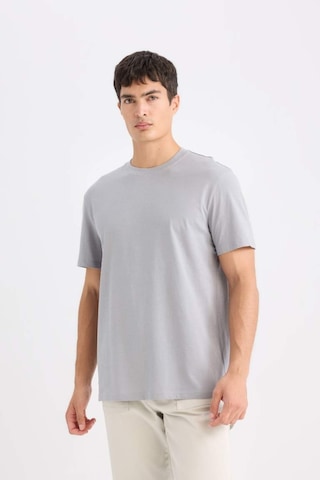 DeFacto %100 Pamuk New Regular Fit Bisiklet Yaka Basic Düz Kısa Kollu Tişört V7699AZ25SPGR89