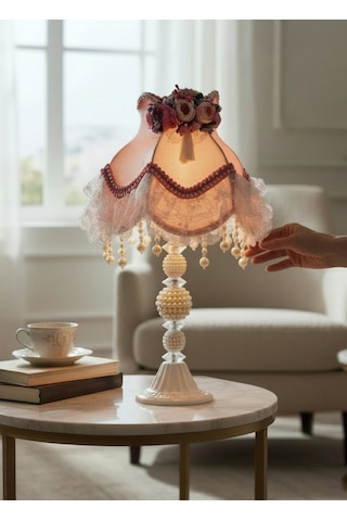 Pudra Pembe Kadife Erengül Çiçek Ve Dantel Süsleme Dekor Vintage Abajur 50x30cm Pembe