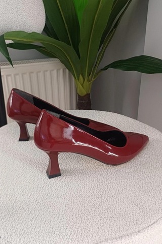 Preshley Kadın Sity Bordo Rugan 6 Cm İnce Topuklu Stiletto Bordo