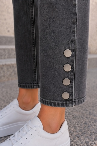 Cedy Denim Cedy Denım Kadın Skinny Fit Normal Bel Likralı Paça Düğme Detaylı Kar Yıkama Kot Pantolon E7023 Antrasit