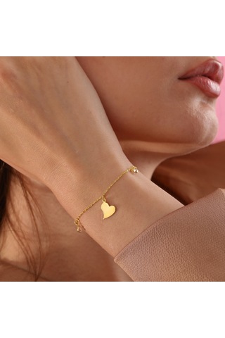 Queen Silver Jewelry 925 Ayar Gümüş. Kalp Objeli Zirkon Taş Sallantılı Bileklik Altın
