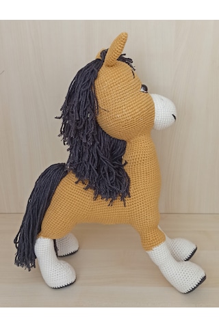Amigurumi Doru At Yükseklik 44 Cm Uzunluk 30 Cm. El Örgüsü