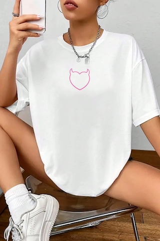 Unisex Şeytan Kalp Baskılı Oversize Tshirt Beyaz