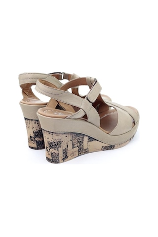 Seç Kundura Seç 3017 Dolgu Topuk Kadin Sandalet Topuk Boyu 8.5 Cm-platform 2 Cm Kum - 40 Kum