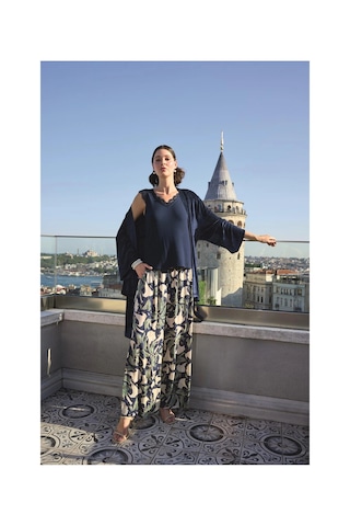 Litae Herşeytrend Yaprak Desenli Ve Dantelli 3lü Pijama Takımı Lacivert