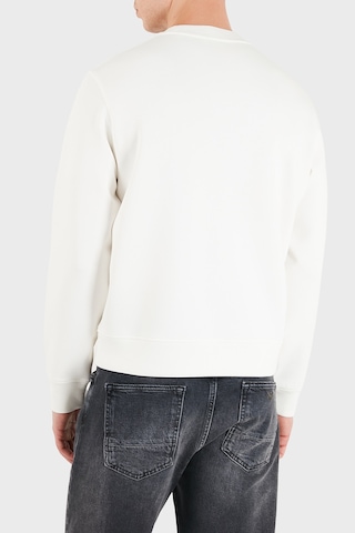 Emporio Armani Logolu Pamuklu Regular Fit Bisiklet Yaka Sweat Erkek Sweat Em007352 Af10013 M0497 Beyaz