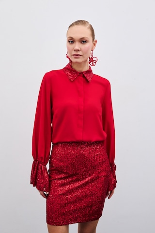 Sateen Payet Detaylı Gömlek - Kırmızı-135617 Kırmızı