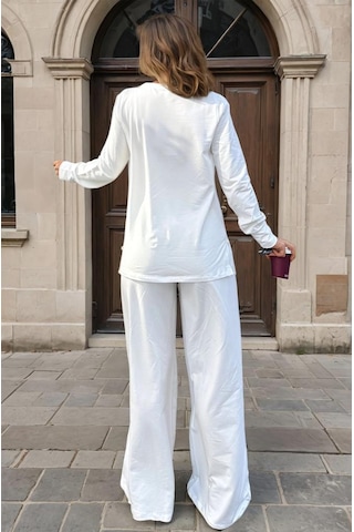 Kadın Uzun Kollu Sweatshirt , Bol Paça Beli Lastikli Cepli Pantolon - Alt & Üst Takım 3485500 Beyaz