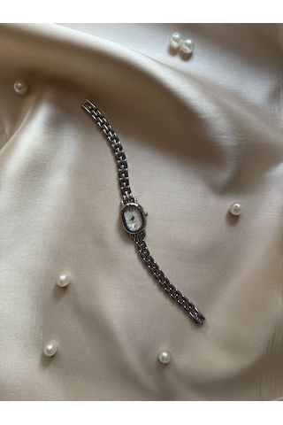 Retro Minimal Boncuk Kordon Vintage Kadın Kol Saati Gümüş