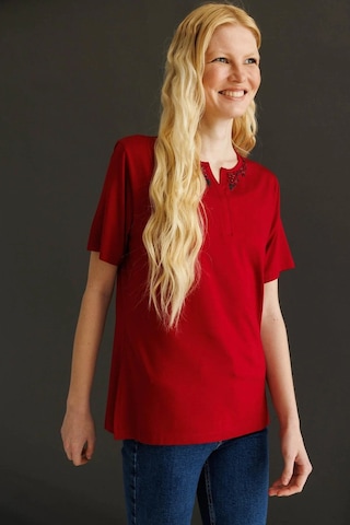 Desen Triko Açma Yaka Dantel Çiçek İşlemeli Penye Kadın T-shirt 24751 Bordo