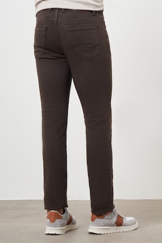 Morven Erkek Kahve Mevsimlik Pamuk 5 Cep Dynamic Fit Jean Pantolon 24ms003033400 Kahve