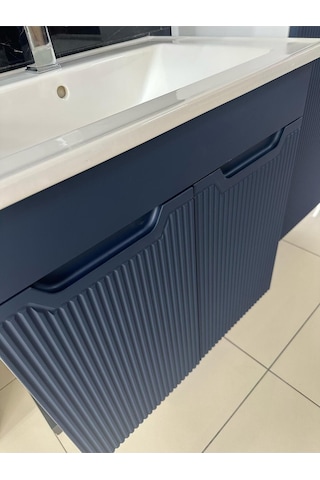 Banyo Dolabı Aynalı Boy Dolaplı Membran Kapaklı 65 Cm Mavi