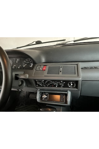 Renault Clio 1 Orta Kalorifer Izgarası