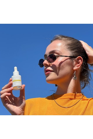 Ojijo London Sun Drops Güneş Koruyucu Serum SPF50+ 30 ML