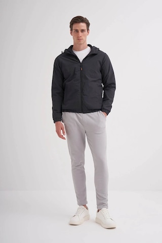 Cazador Basic Regular Fit Antrasit Erkek Mont 10200
