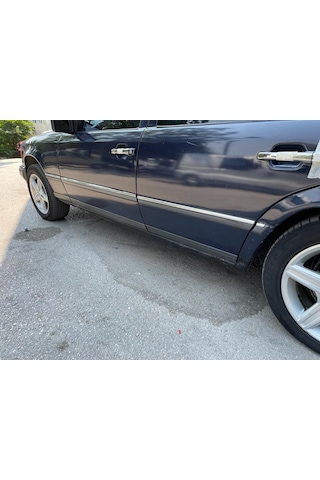 M. Benz E Klasse W124 Krom Yan Kapı Çıtası 8 Prç. 1984-1995 Arası