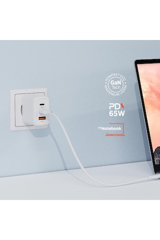 Polosmart Pbs135 65w Pd Hızlı Şarj Adaptörü 2 Type-c + Usb Çıkış 3 Port Güvenli Şarj Beyaz